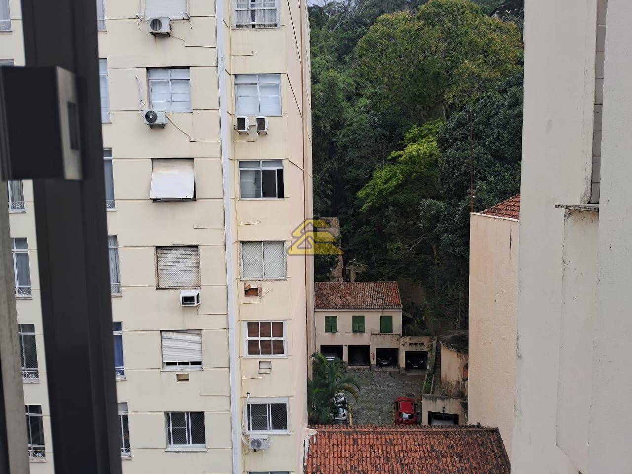 Apartamento para alugar com 3 quartos, 101m² - Foto 29