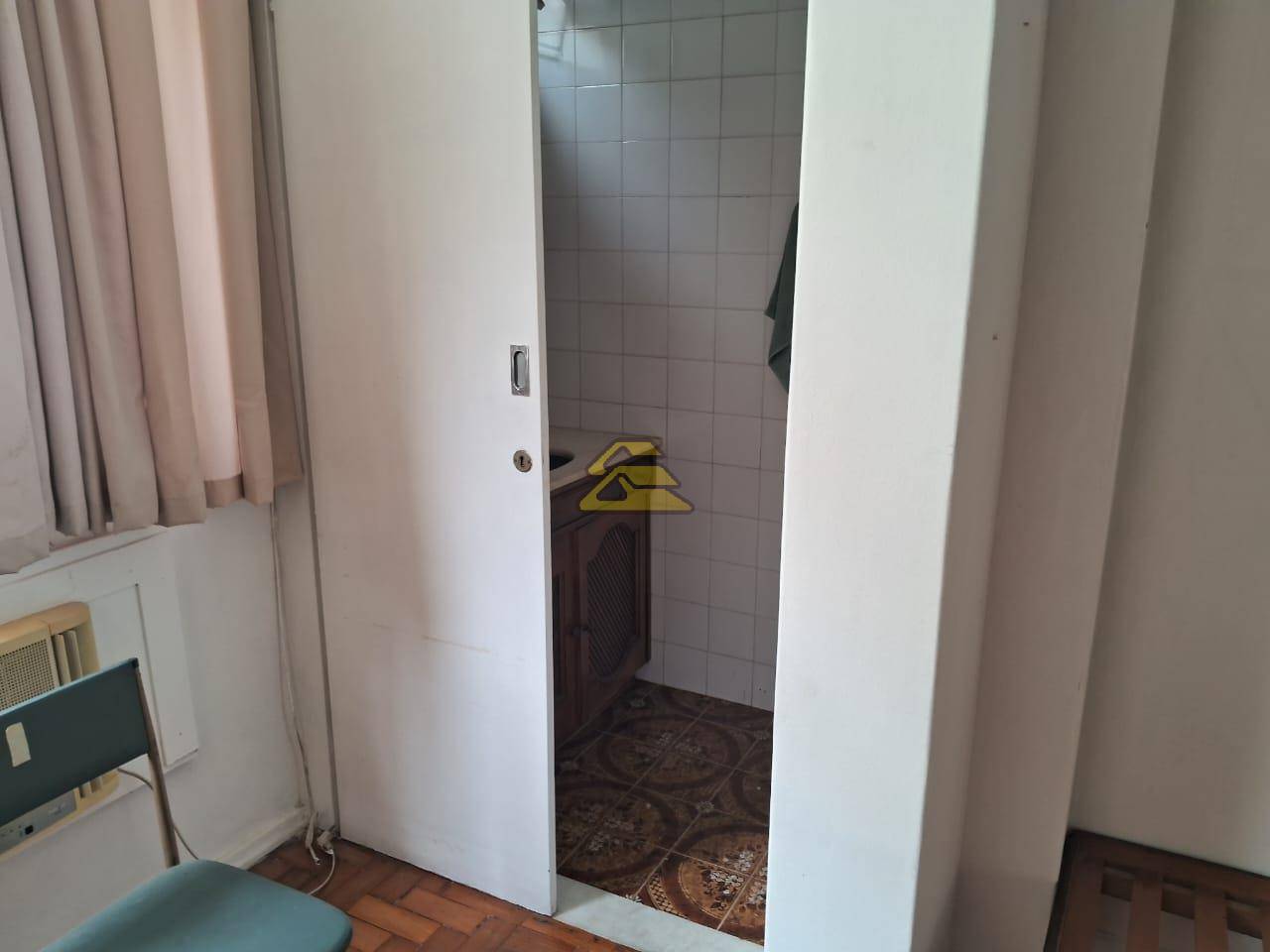 Apartamento para alugar com 3 quartos, 101m² - Foto 21