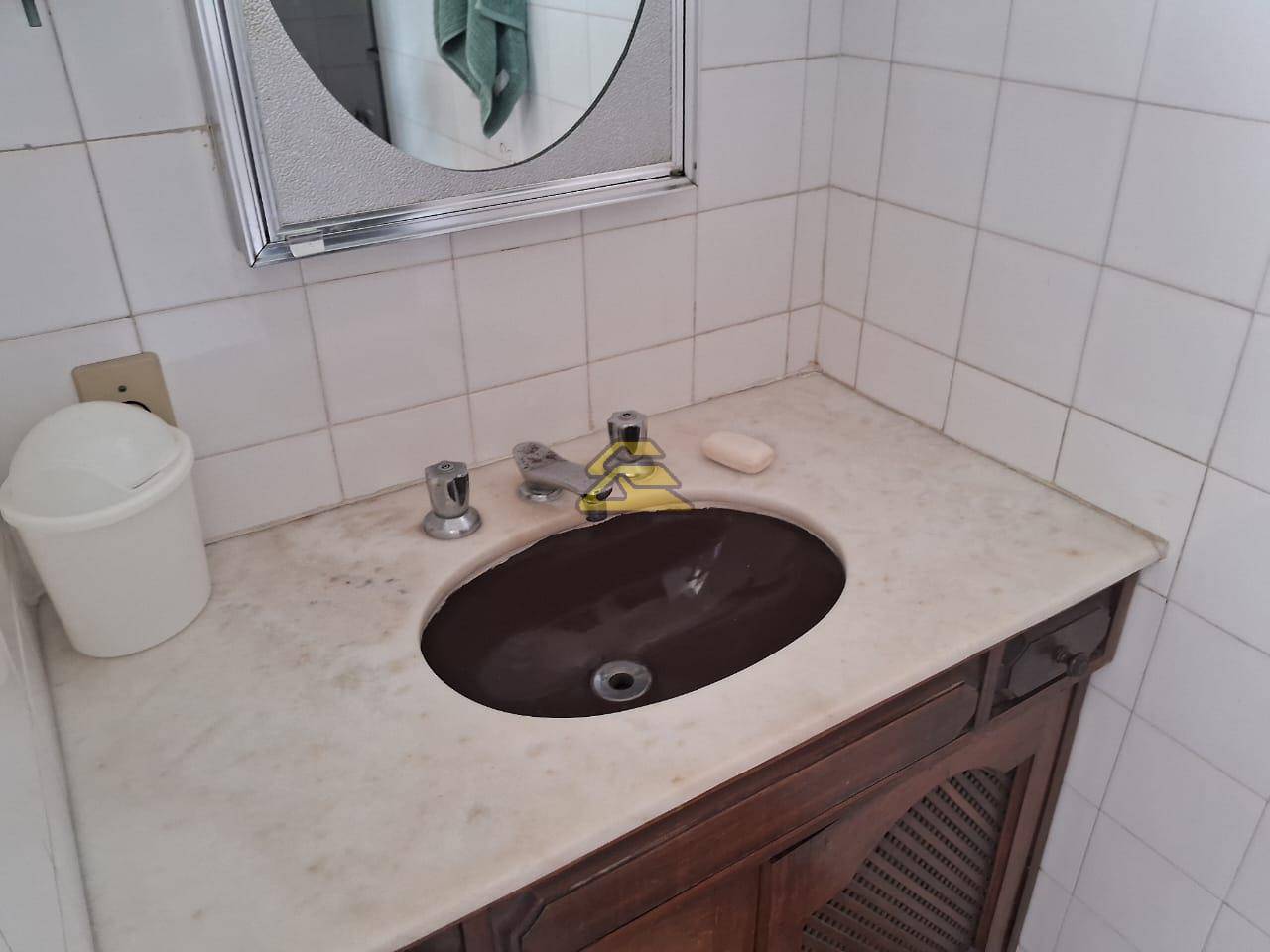 Apartamento para alugar com 3 quartos, 101m² - Foto 22