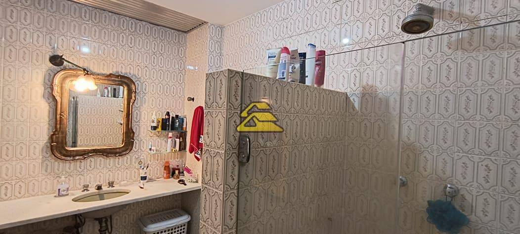 Apartamento à venda com 3 quartos, 224m² - Foto 22