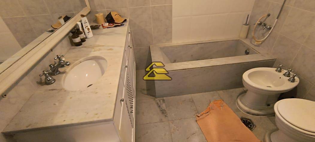 Apartamento à venda com 3 quartos, 224m² - Foto 20