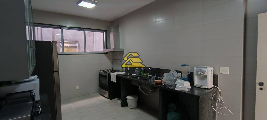 Apartamento à venda com 3 quartos, 224m² - Foto 14