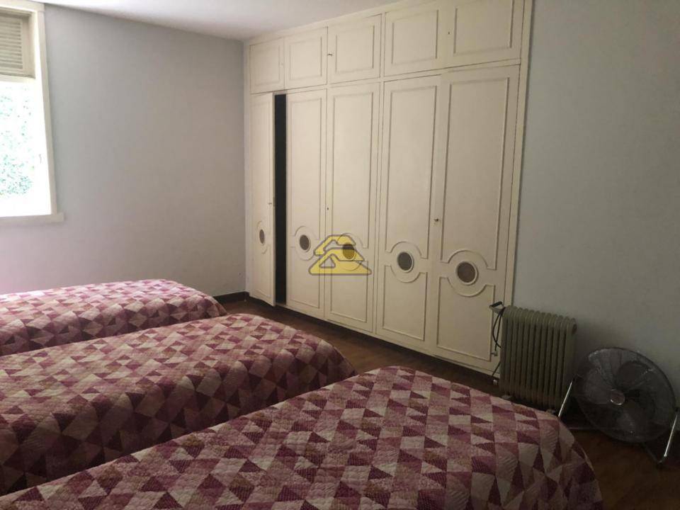 Casa à venda com 7 quartos, 289m² - Foto 24