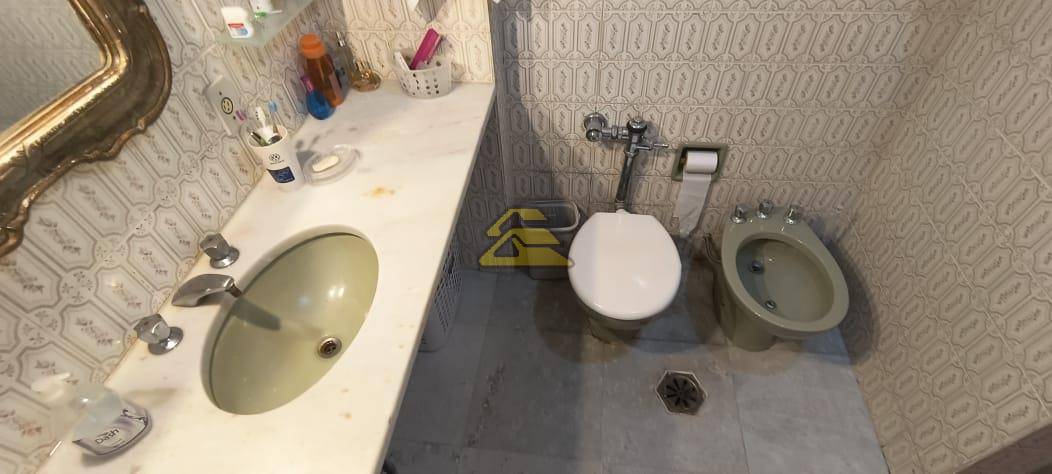 Apartamento à venda com 3 quartos, 224m² - Foto 36