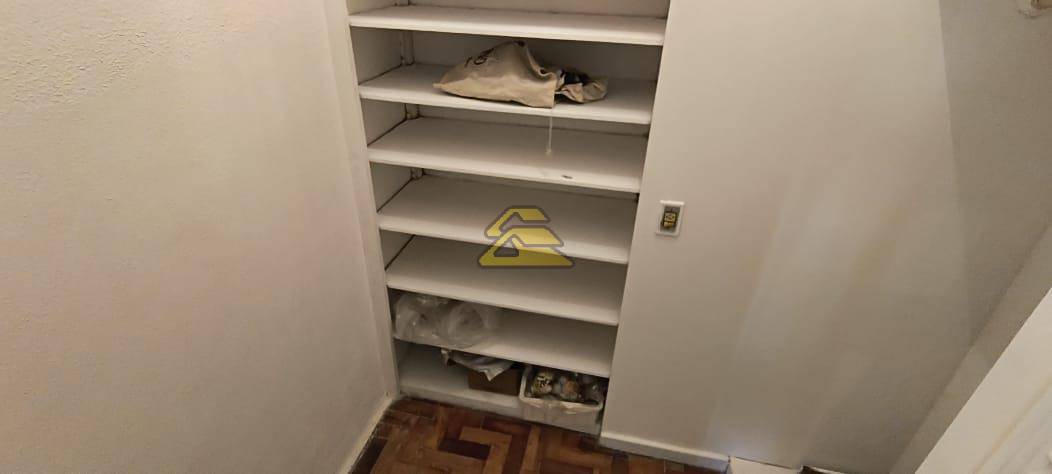 Apartamento à venda com 3 quartos, 224m² - Foto 37